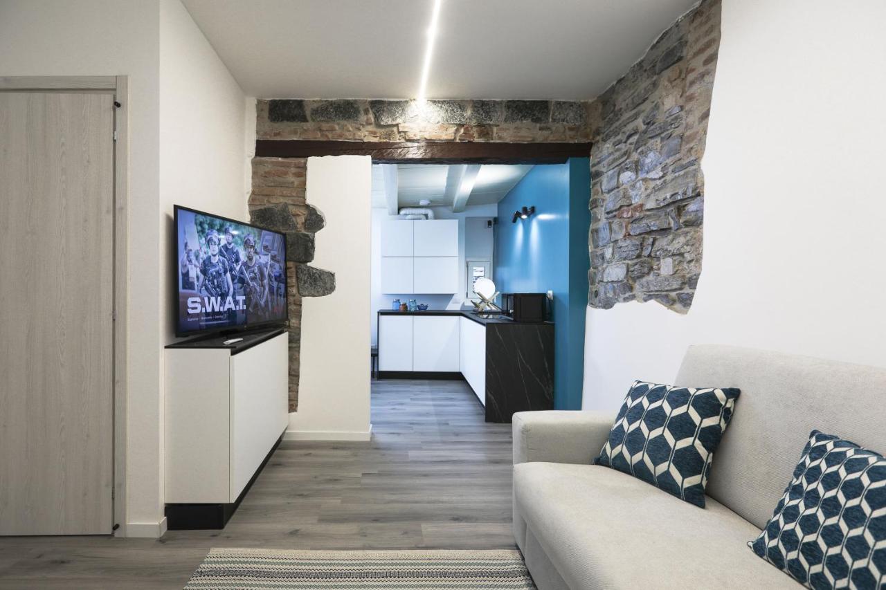 Blue Sapphire Como Cozy Flat In Center Of City Apartment Exterior photo
