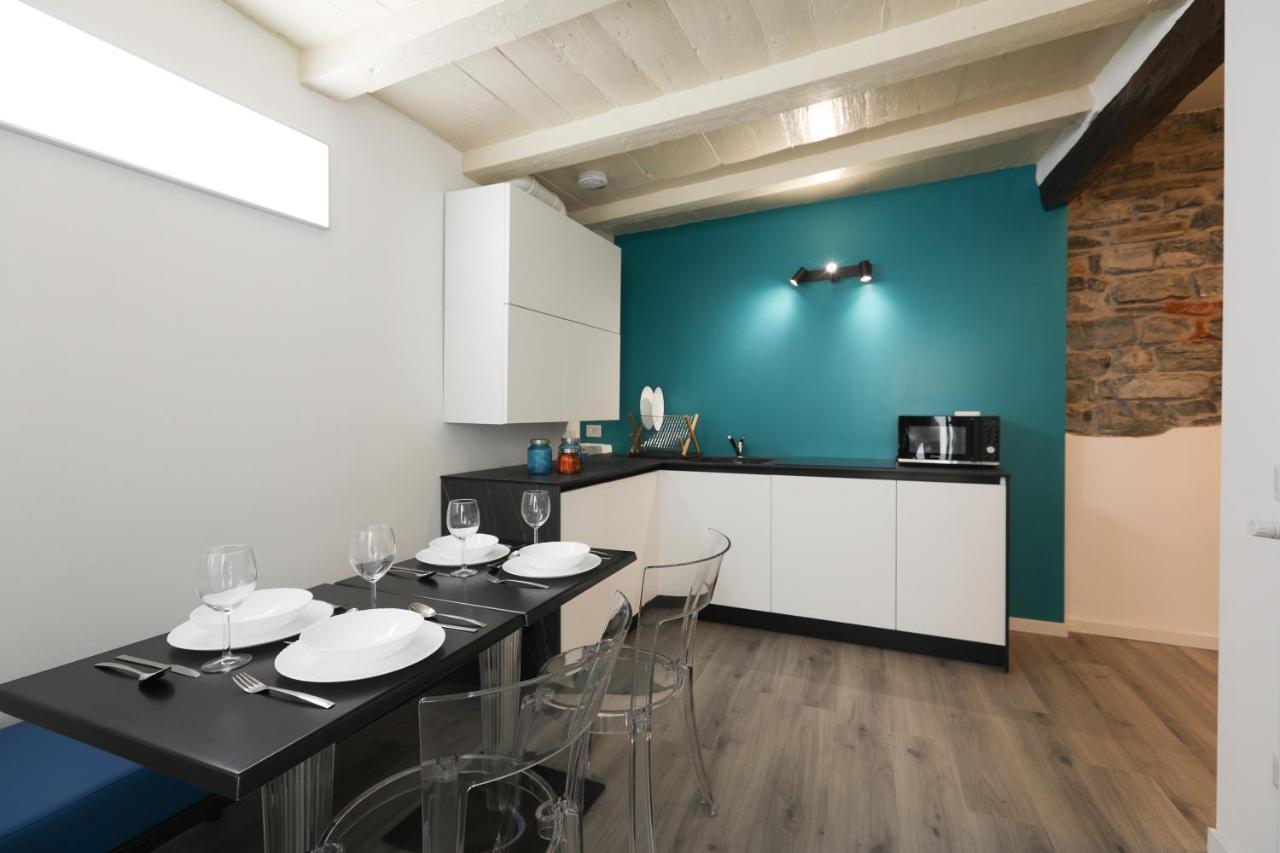 Blue Sapphire Como Cozy Flat In Center Of City Apartment Exterior photo