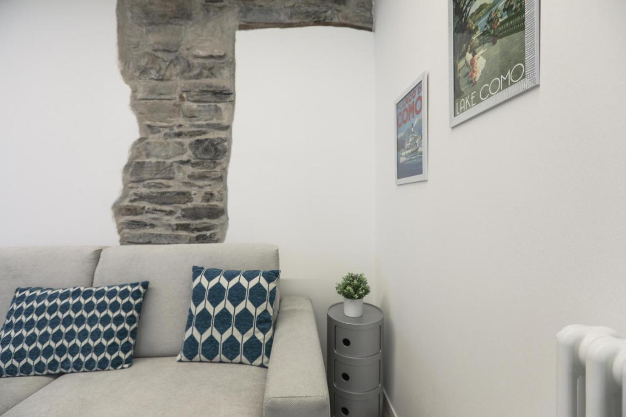 Blue Sapphire Como Cozy Flat In Center Of City Apartment Exterior photo